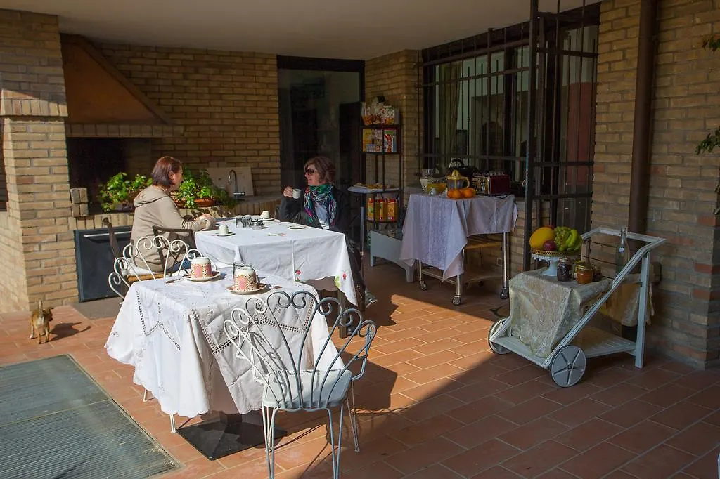 Villagramde Barlassina Bed and breakfast
