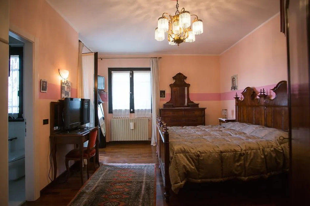 Villagramde Barlassina Italia